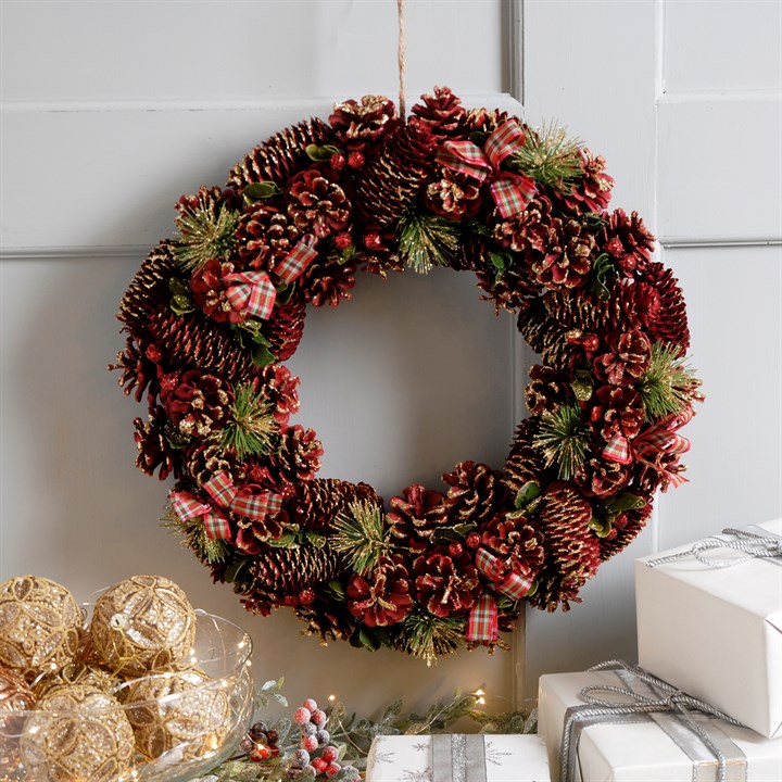 45cm Natural Pinecone Wreath with Tartan Ribbon