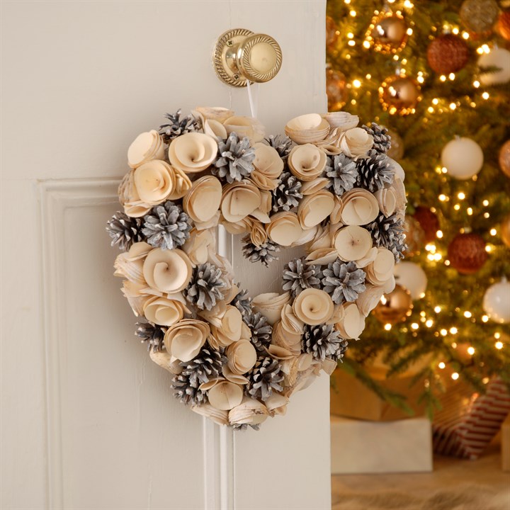 36cm Rose and Pinecone Heart Wreath