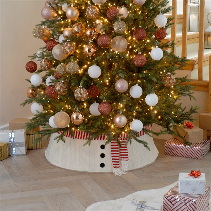 Red and White Snowman Tree Skirt