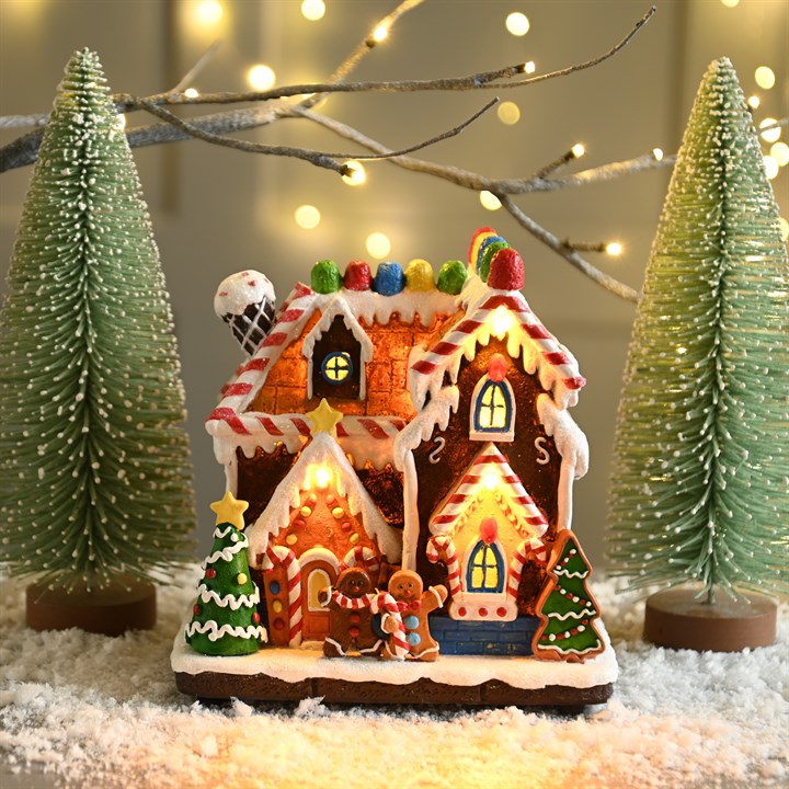 Light up Gingerbread House